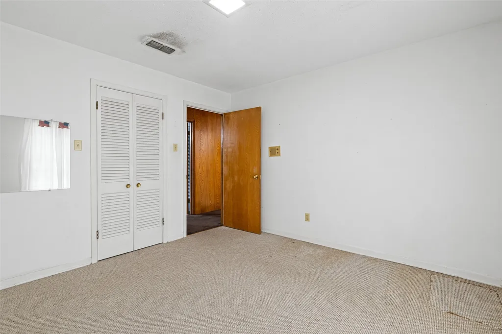 104 N Timberlane Lone Star TX 75668