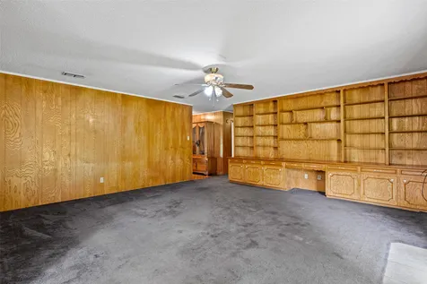 104 N Timberlane Lone Star TX 75668