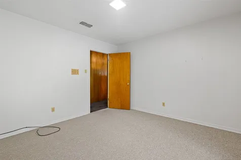 104 N Timberlane Lone Star TX 75668