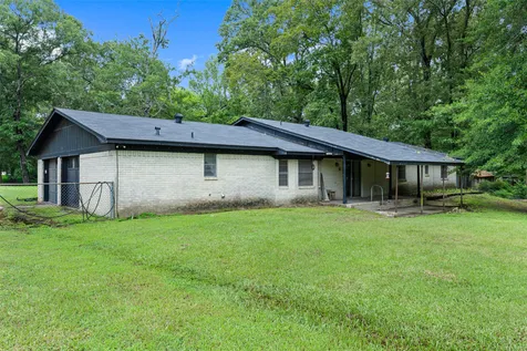 104 N Timberlane Lone Star TX 75668