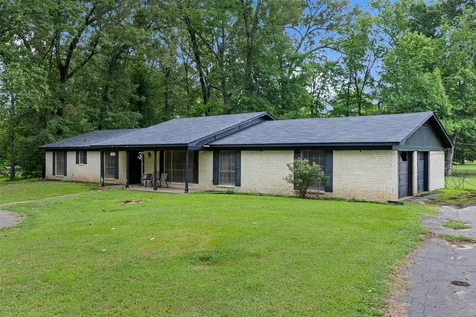 104 N Timberlane Lone Star TX 75668