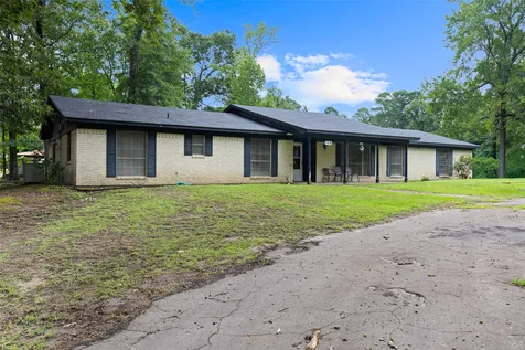 104 N Timberlane Lone Star TX 75668