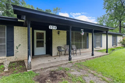 104 N Timberlane Lone Star TX 75668
