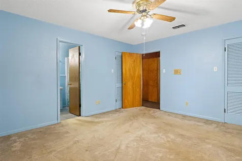 104 N Timberlane Lone Star TX 75668