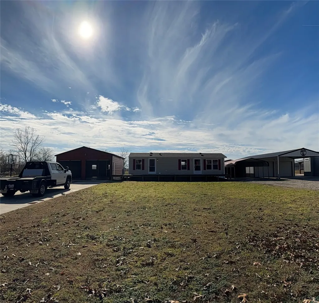 745 County Road 1895 Yantis TX 75497
