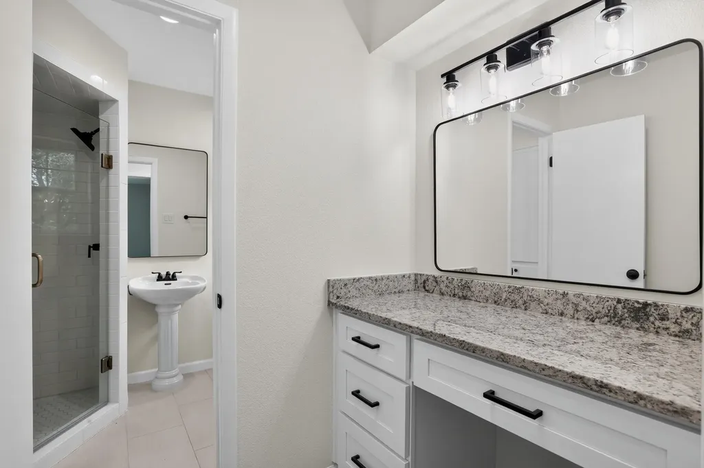 4348 Selkirk Drive W Fort Worth TX 76109