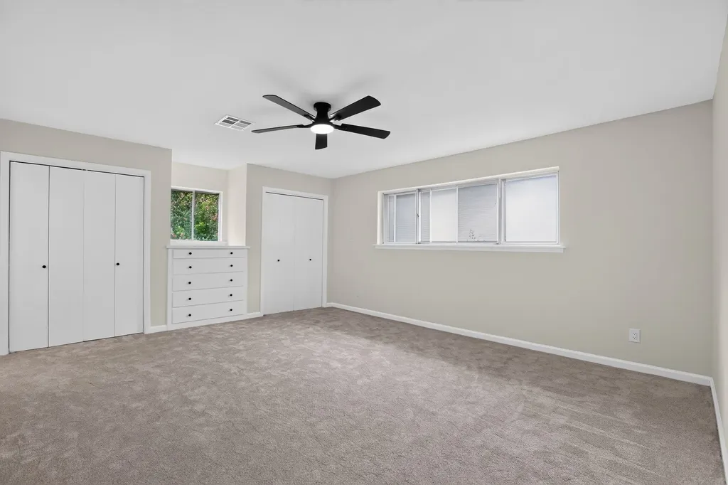 4348 Selkirk Drive W Fort Worth TX 76109