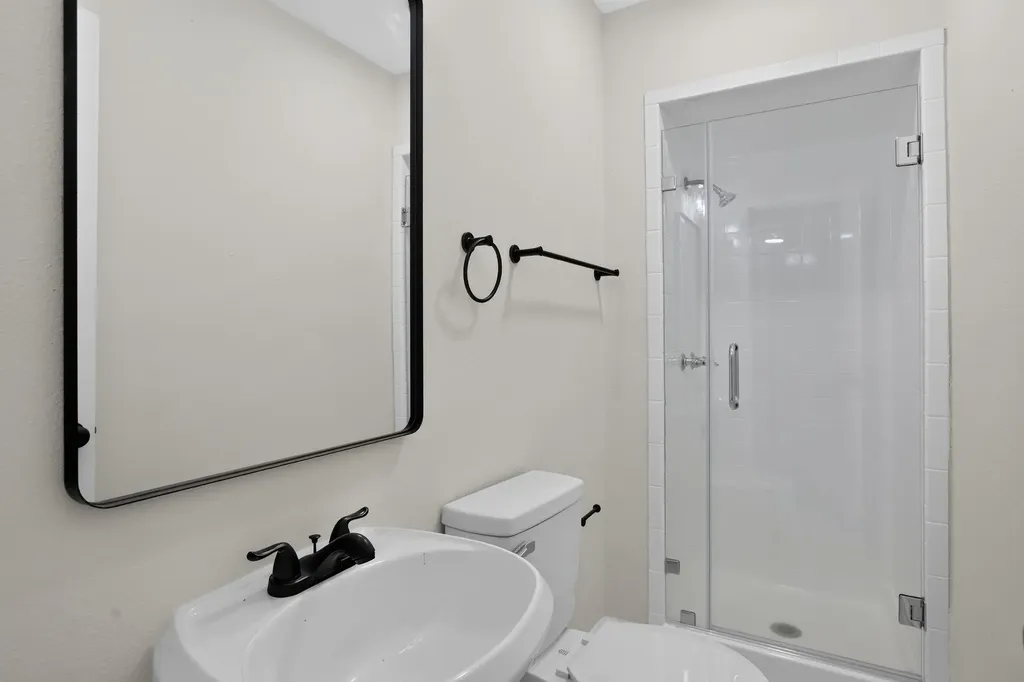 4348 Selkirk Drive W Fort Worth TX 76109