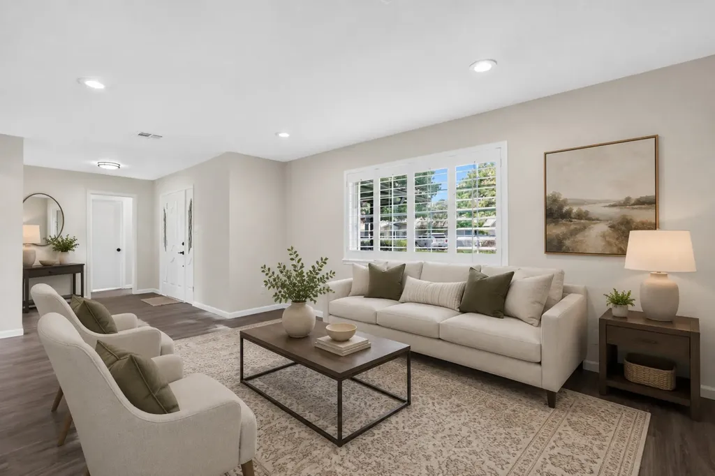 4348 Selkirk Drive W Fort Worth TX 76109