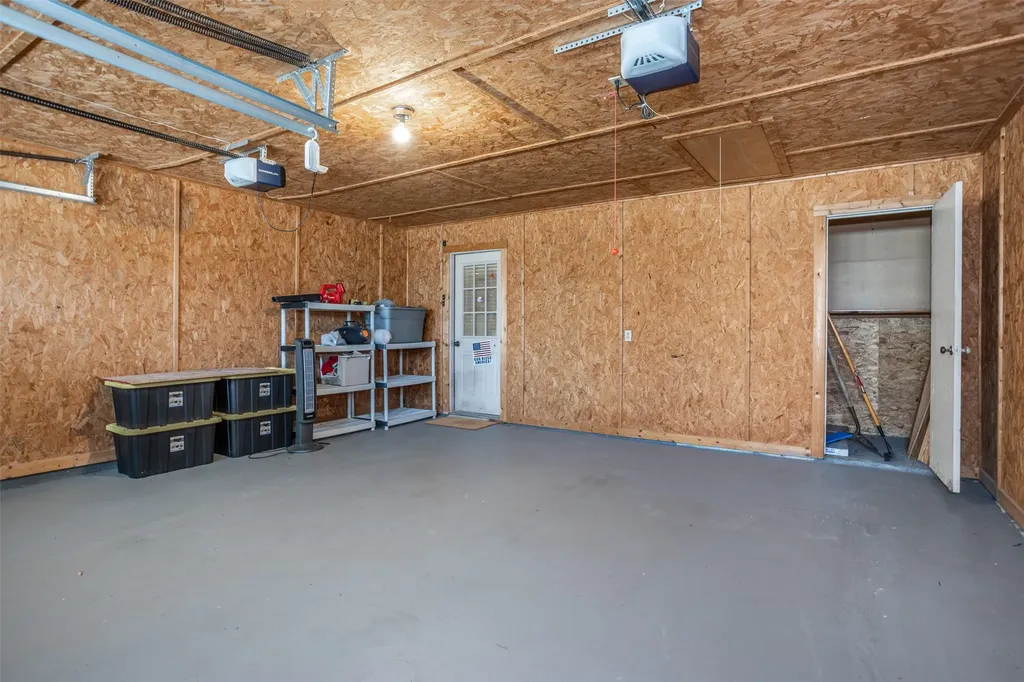 2005 Maplewood Drive Gainesville TX 76240