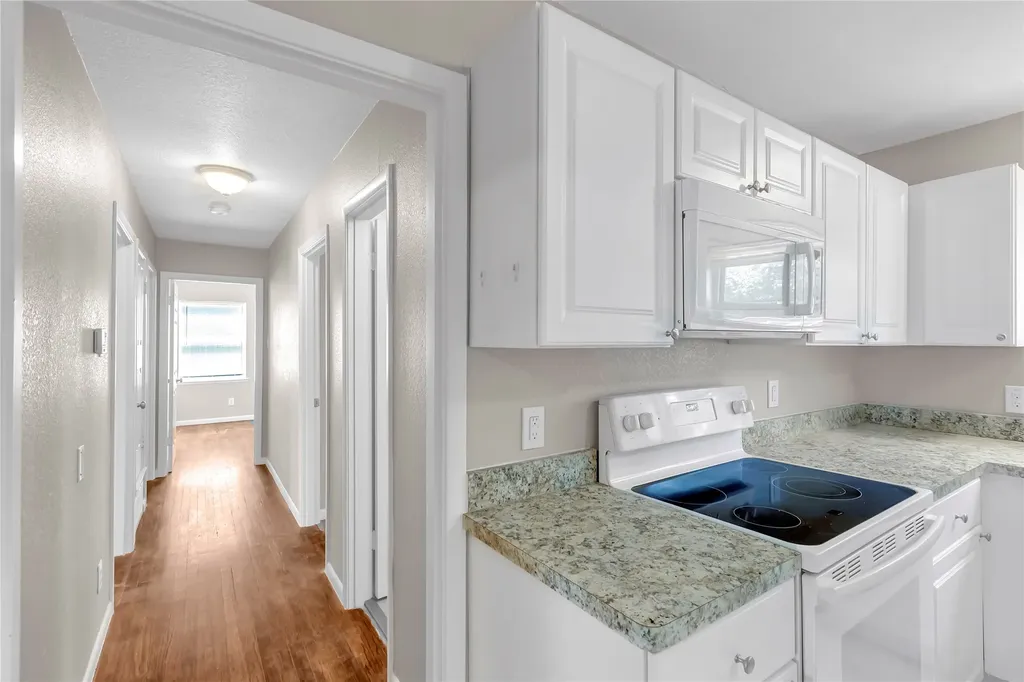 2308 Muret Street Irving TX 75062