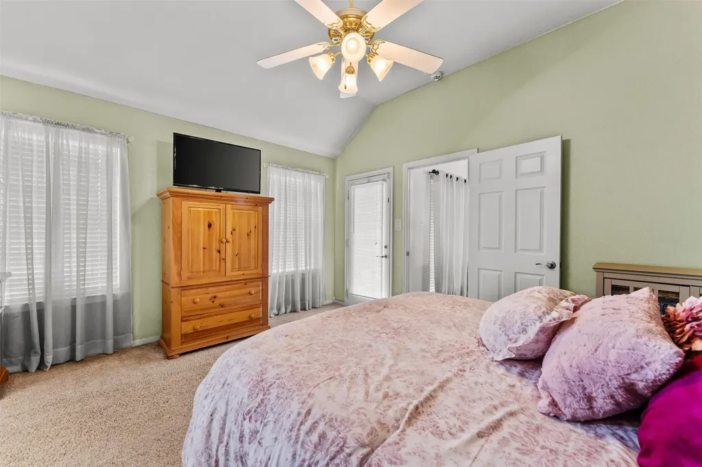 628 Willow Creek Drive Hewitt TX 76643