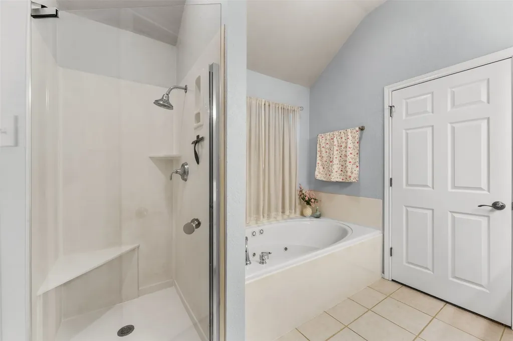 628 Willow Creek Drive Hewitt TX 76643
