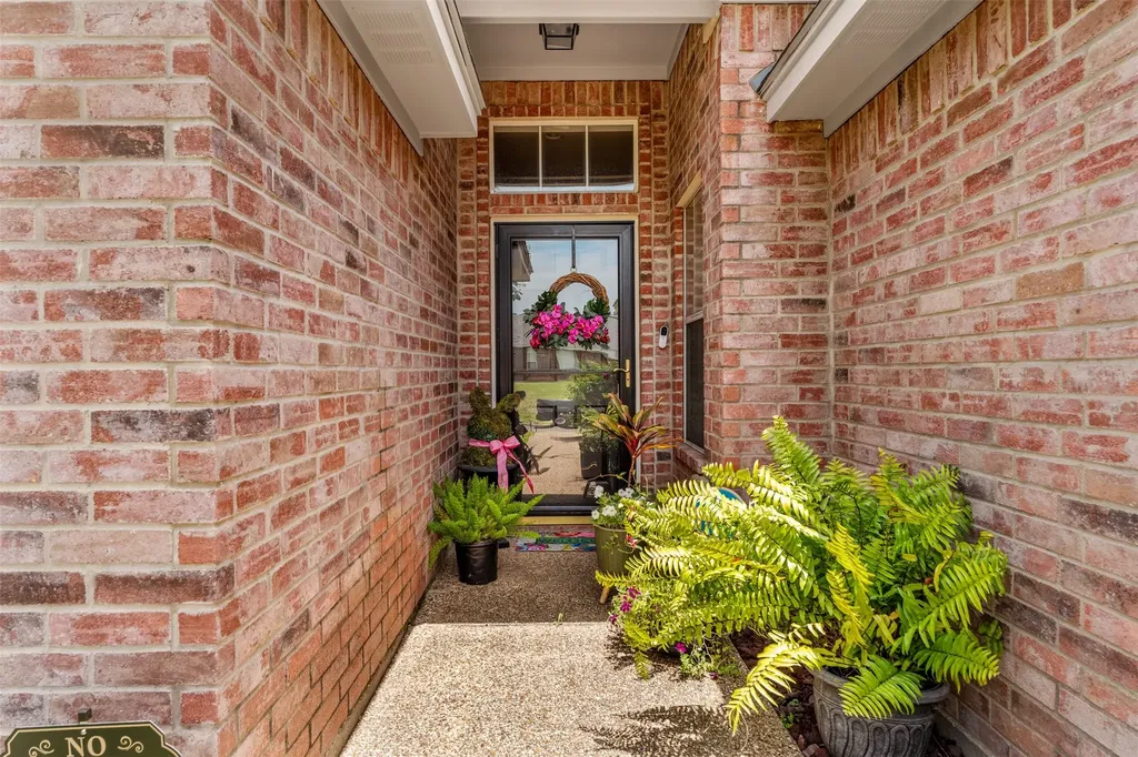 628 Willow Creek Drive Hewitt TX 76643