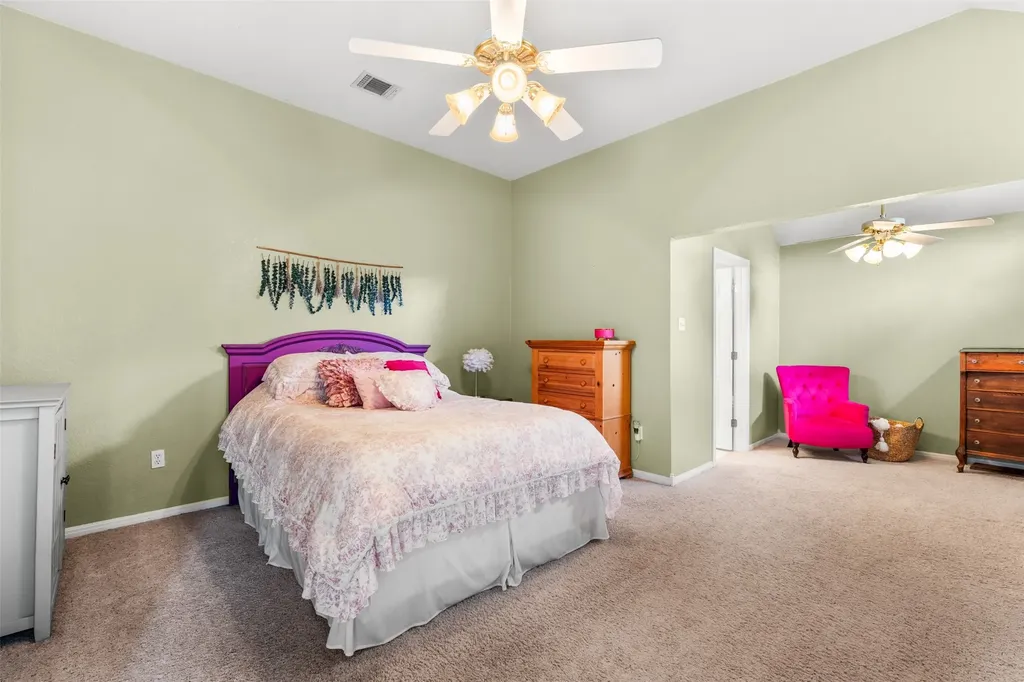 628 Willow Creek Drive Hewitt TX 76643