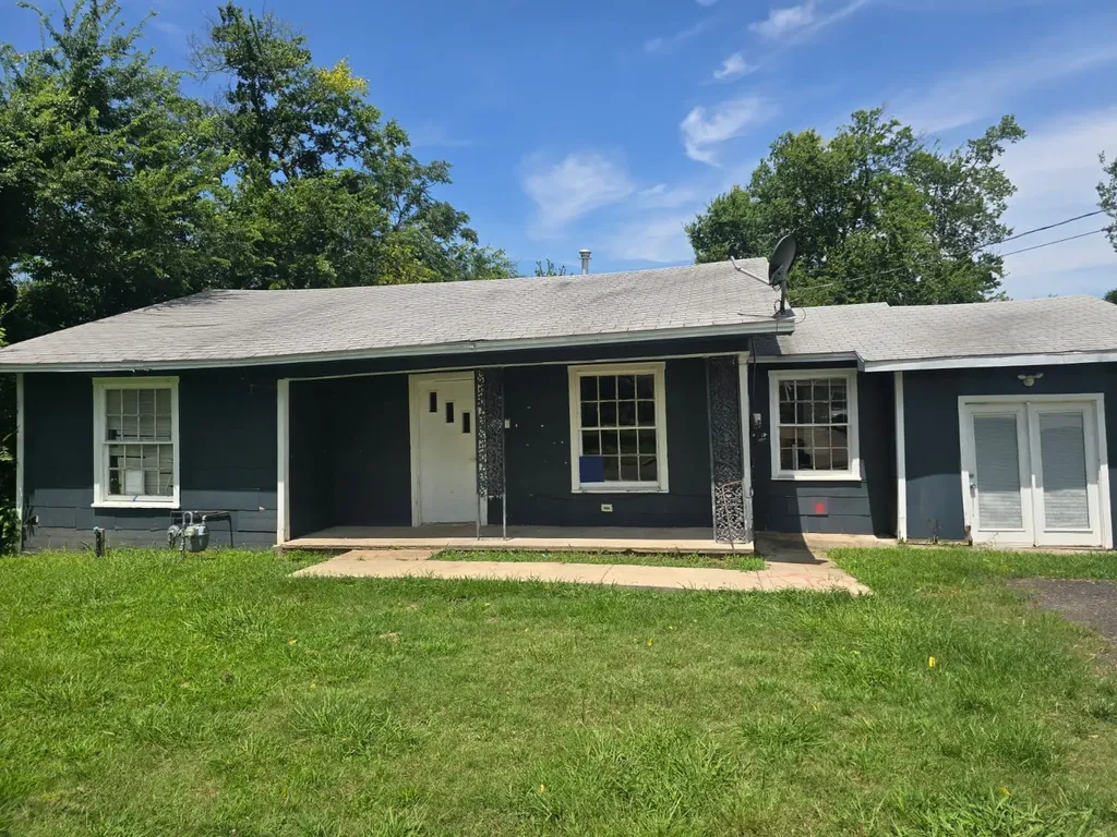 1021 Mulberry Street Sulphur Springs TX 75482