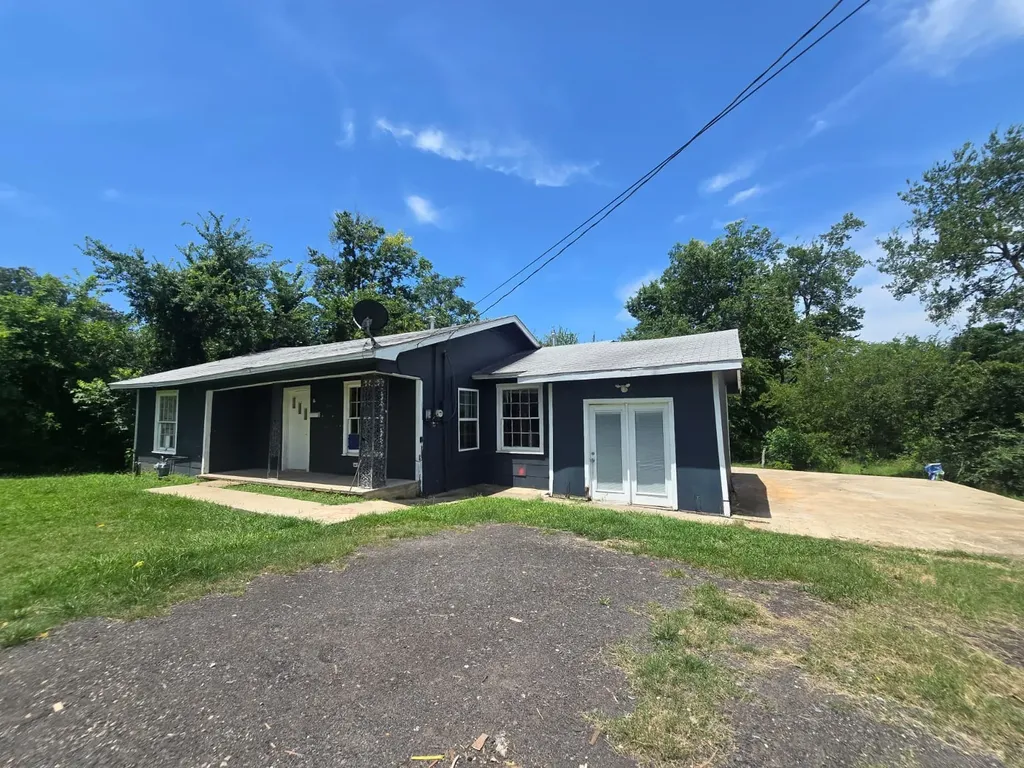1021 Mulberry Street Sulphur Springs TX 75482