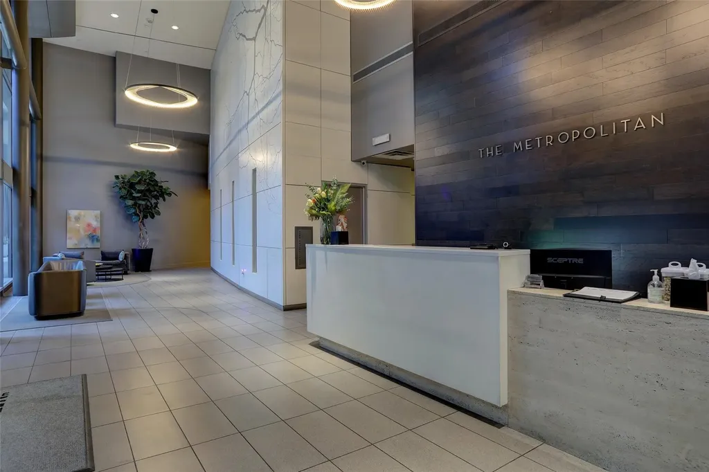 1200 Main Street Dallas TX 75202