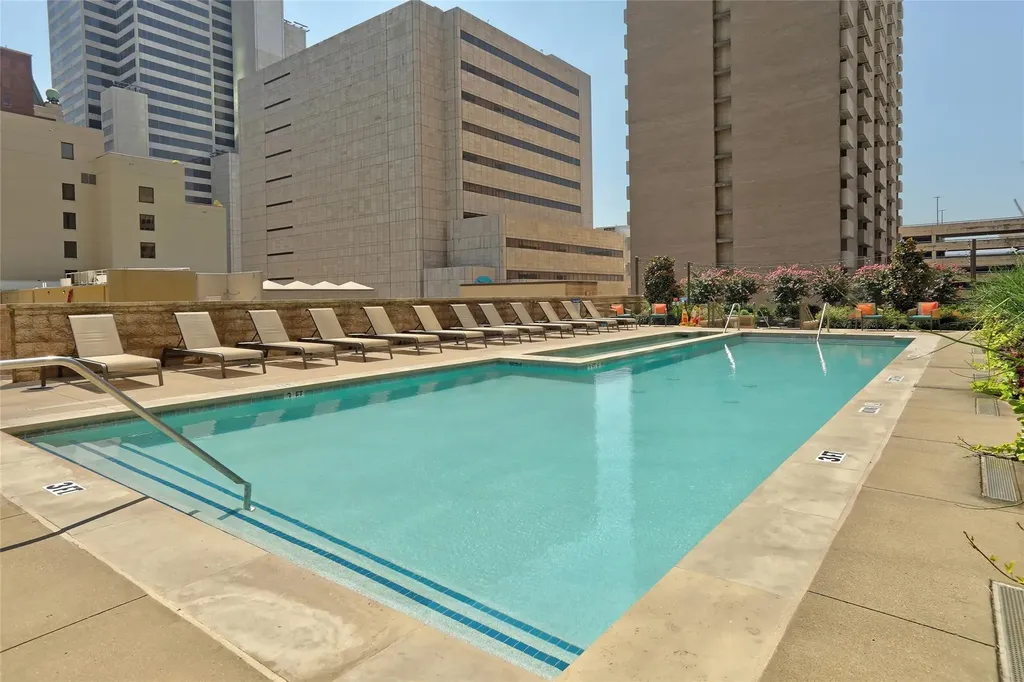1200 Main Street Dallas TX 75202