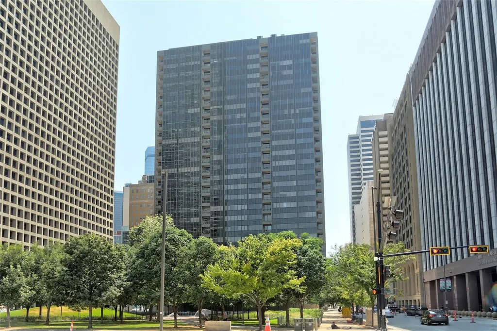 1200 Main Street Dallas TX 75202