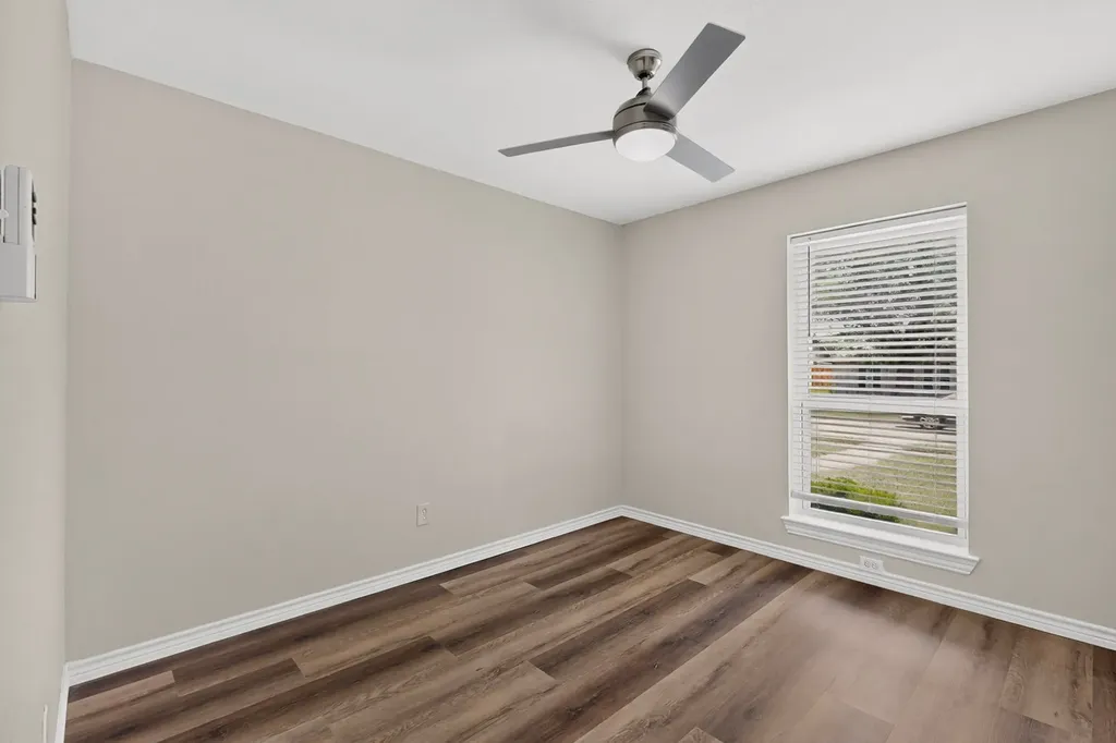 2802 Green Oaks Drive Garland TX 75040