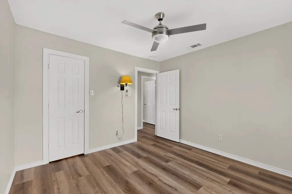 2802 Green Oaks Drive Garland TX 75040
