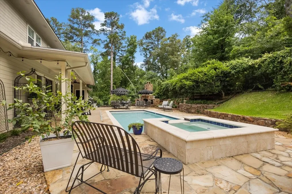 1436 Lakeshore Drive Hideaway TX 75771