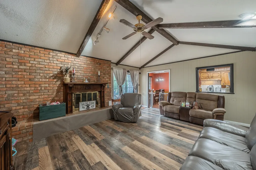 491 Elbow Court Weatherford TX 76087