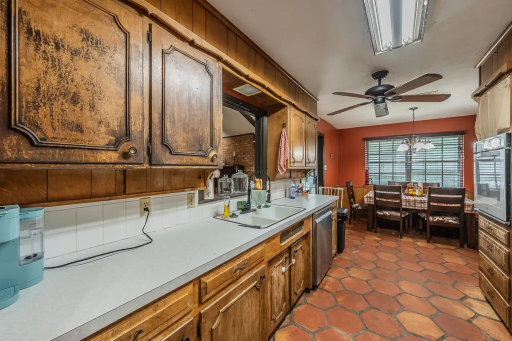 491 Elbow Court Weatherford TX 76087