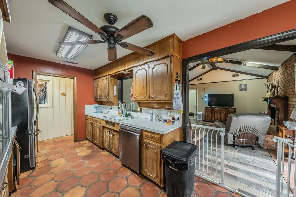 491 Elbow Court Weatherford TX 76087
