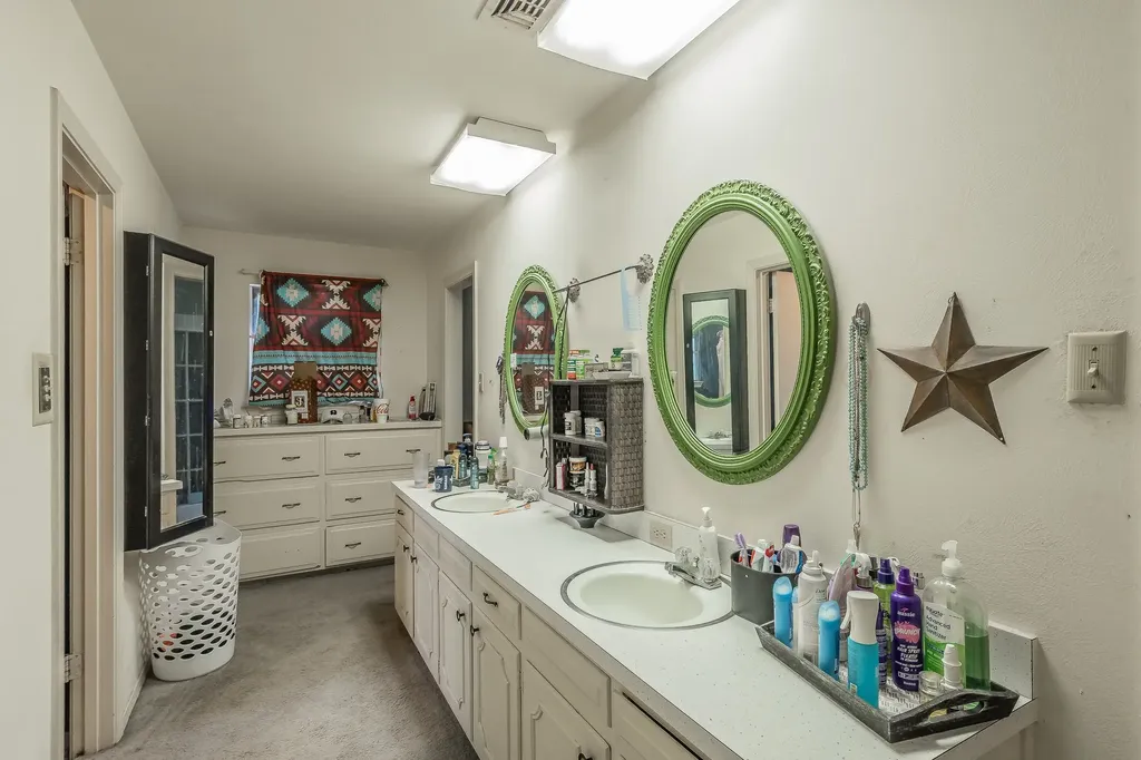 491 Elbow Court Weatherford TX 76087