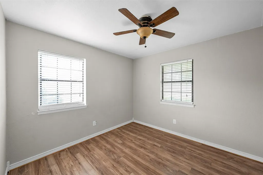 1002 Caron Street Robinson TX 76706