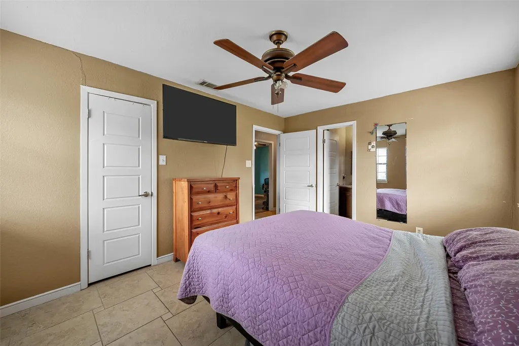 1002 Caron Street Robinson TX 76706