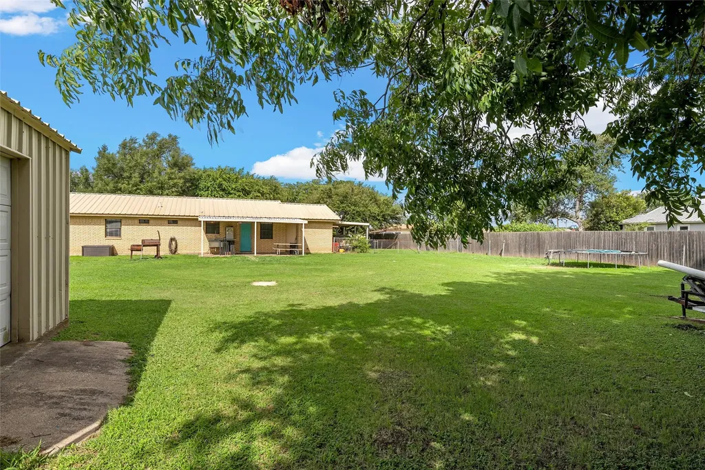 1002 Caron Street Robinson TX 76706