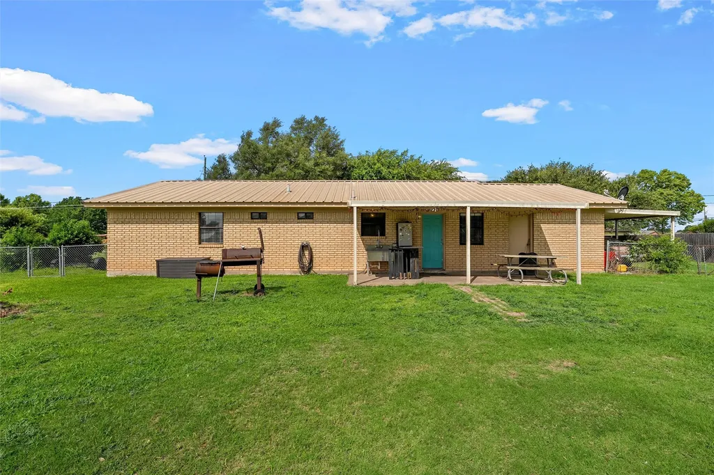 1002 Caron Street Robinson TX 76706