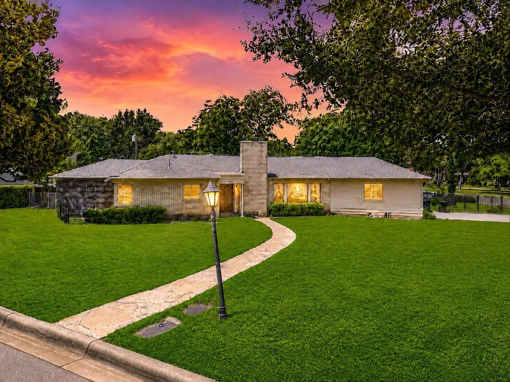 2600 Colonial Parkway Fort Worth TX 76109