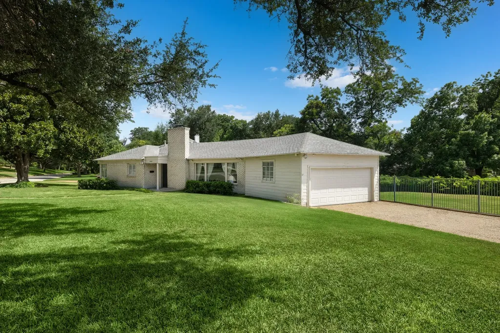 2600 Colonial Parkway Fort Worth TX 76109