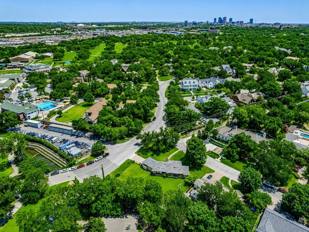 2600 Colonial Parkway Fort Worth TX 76109