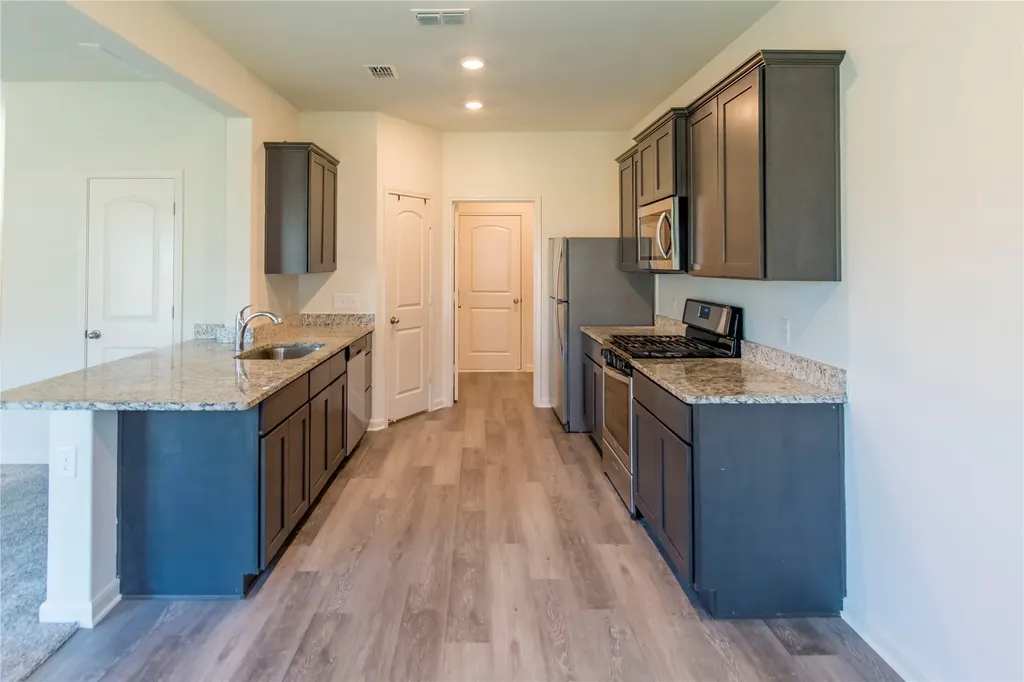1825 Fergus Drive Ponder TX 76259