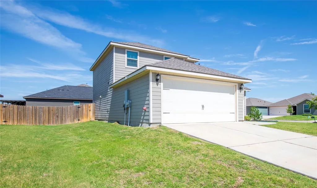 1825 Fergus Drive Ponder TX 76259