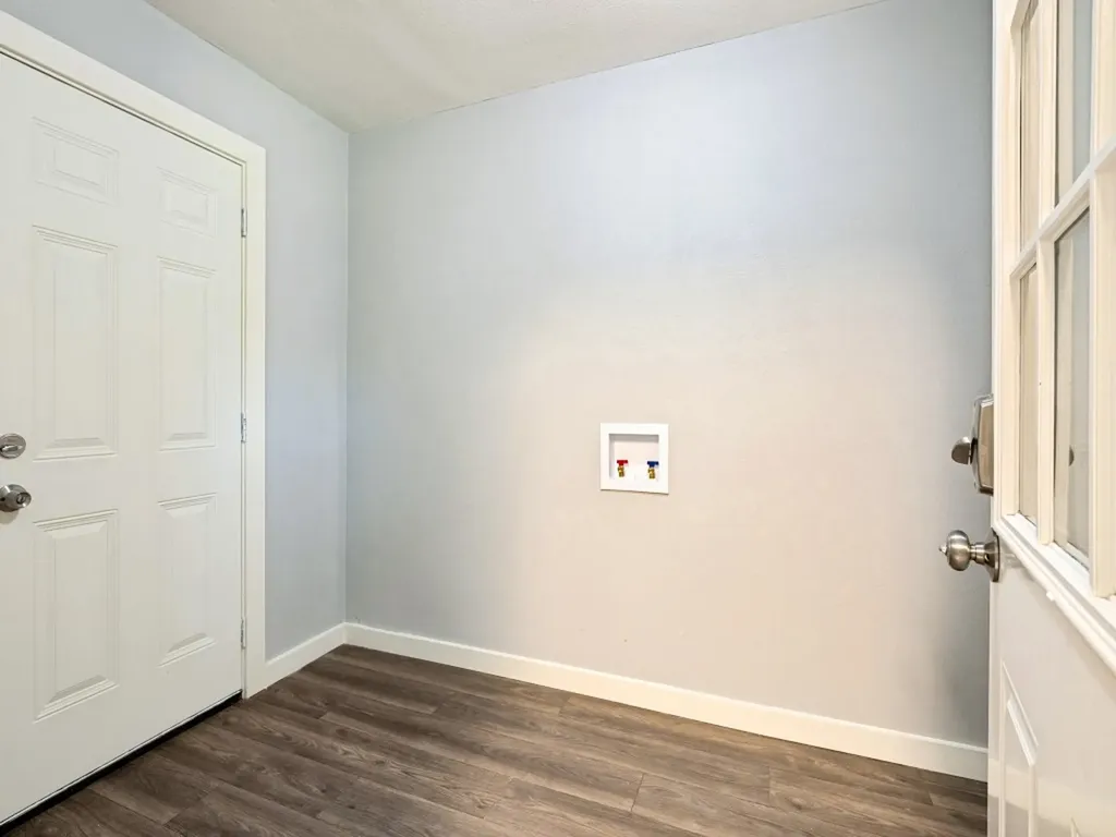 1405 Rambler Road Arlington TX 76014