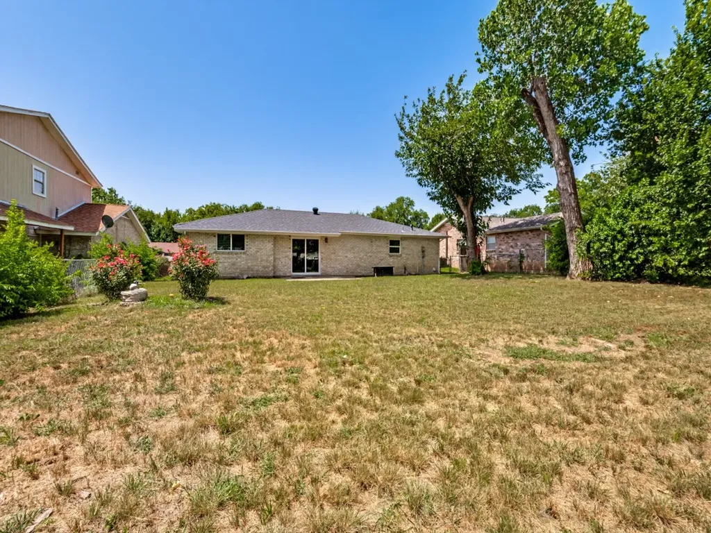 1405 Rambler Road Arlington TX 76014