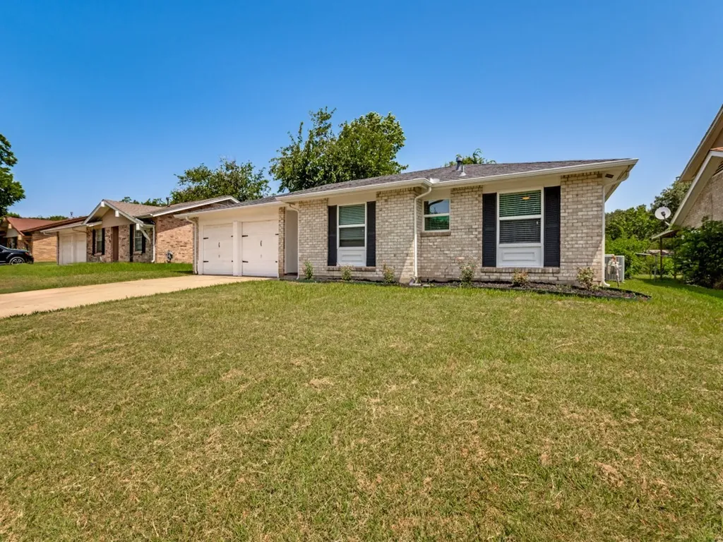 1405 Rambler Road Arlington TX 76014