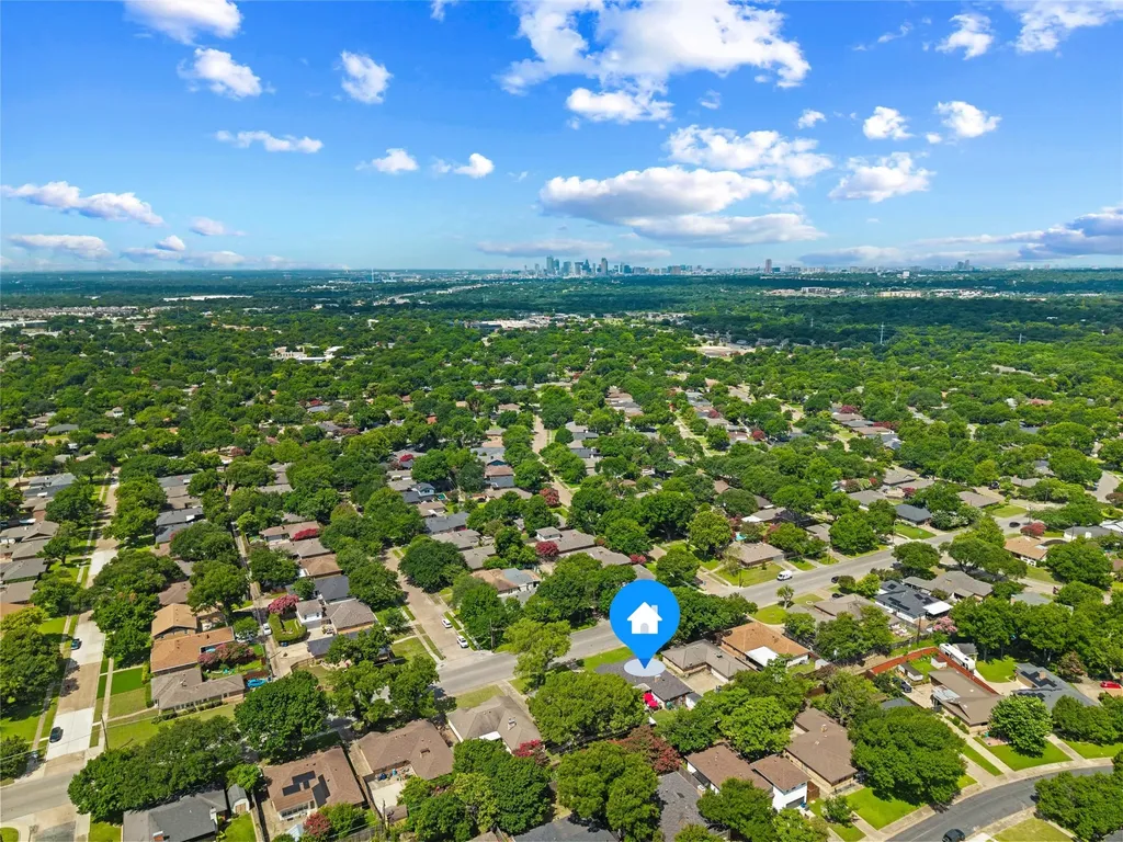 2536 Saint Francis Avenue Dallas TX 75228