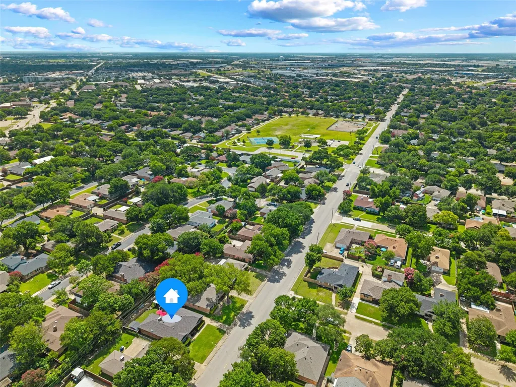 2536 Saint Francis Avenue Dallas TX 75228