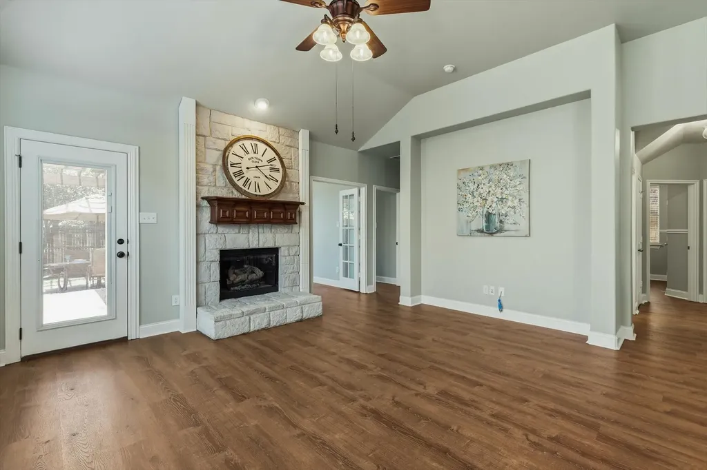 3421 Beekman Drive Fort Worth TX 76244