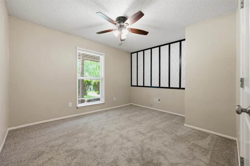 2713 Riviera Drive Garland TX 75040