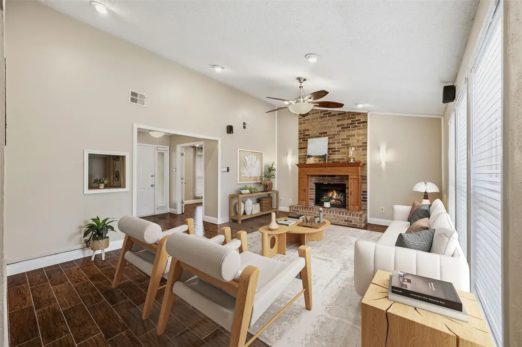 2713 Riviera Drive Garland TX 75040