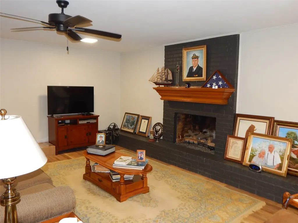 517 Ronnette Drive Tyler TX 75703