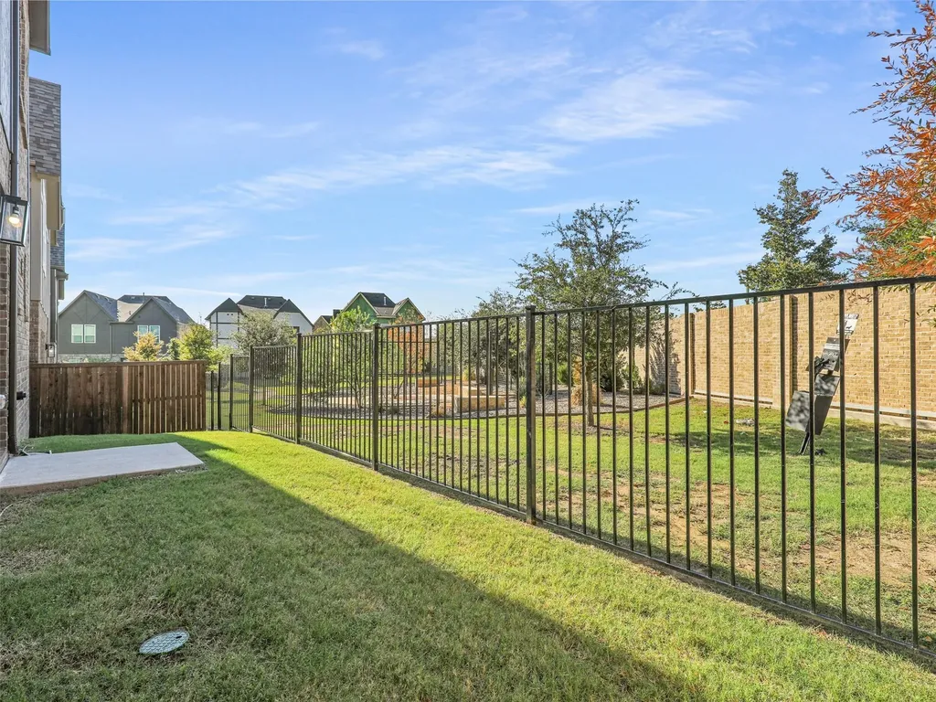 1528 Teresa Ann Lane Allen TX 75013